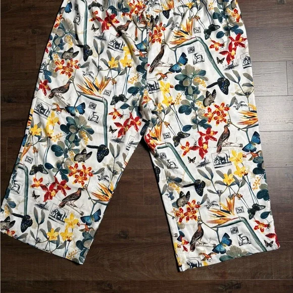 Nicole Miller Floral and Butterfly Print Drawstring Ankle Pants. - Picture 6 of 7